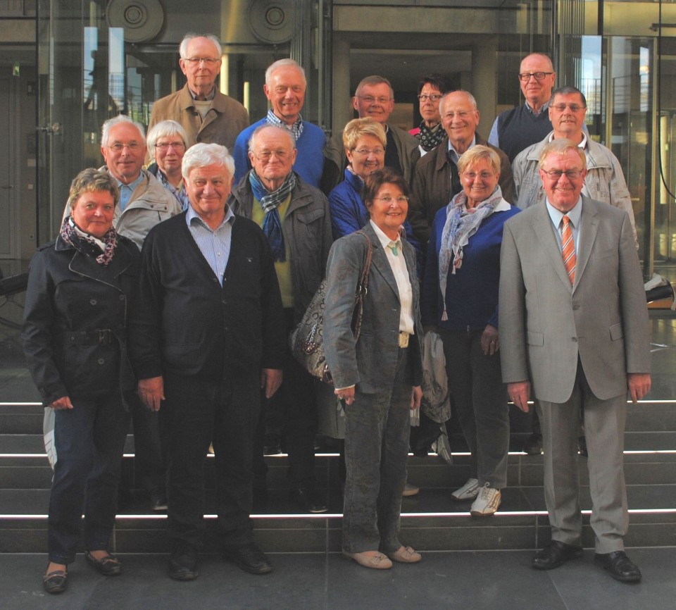 Die Seniorenunion Beckum mit MdB Reinhold Sendker im Paul-Lbe-Haus des Deutschen Bundestages