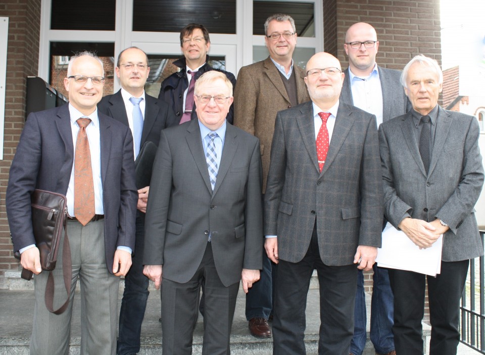 Reinhold Sendker mit den Vertretern der Baugewerblichen Verbnde NRW.
