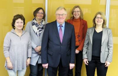 (v.l.) Ursula Thielemann-Dyballa, Eva Grams, Reinhold Sendker, Heike Liebrecht und Marion Kahn - (v.l.) Ursula Thielemann-Dyballa, Eva Grams, Reinhold Sendker, Heike Liebrecht und Marion Kahn