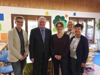 (v.l.) Rena Sokolski, Reinhold Sendker MdB, Nicole Musfeldt-Risse, Hannelie Bcker-Riese und Irmgard Gronfeld - (v.l.) Rena Sokolski, Reinhold Sendker MdB, Nicole Musfeldt-Risse, Hannelie Böcker-Riese und Irmgard Gronfeld