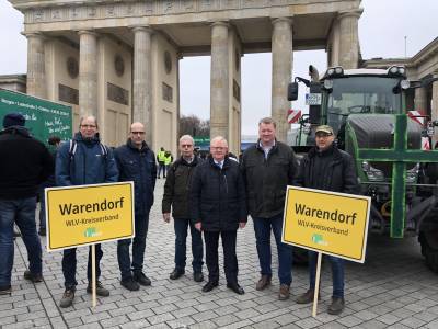 Bild v.l.: Thomas Steinhoff, Matthias Finkenbrink, Egbert Lammert, Reinhold Sendker MdB, Bernd Degener und Thomas Schulze Frlich

 - Bild v.l.: Thomas Steinhoff, Matthias Finkenbrink, Egbert Lammert, Reinhold Sendker MdB, Bernd Degener und Thomas Schulze Frölich

