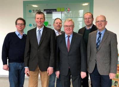 v. l.: Paul Verenkotte, Hermann-Josef Schulze-Zumloh, Andreas Westermann, Reinhold Sendker MdB, Dr. Matthias Quas und Karl Werring - v. l.: Paul Verenkotte, Hermann-Josef Schulze-Zumloh, Andreas Westermann, Reinhold Sendker MdB, Dr. Matthias Quas und Karl Werring