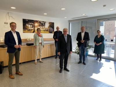 (v.l.n.r.) Marc Henrichmann MdB, Sybille Benning MdB, Uwe Slter (Disezangeschftsfhrer), Reinhold Sendker MdB, Heribert Knollmann (stv. Dizesanvorsitzender) und Alexandra Damhus (Geistliche Leiterin) - (v.l.n.r.) Marc Henrichmann MdB, Sybille Benning MdB, Uwe Slüter (Diösezangeschäftsführer), Reinhold Sendker MdB, Heribert Knollmann (stv. Diözesanvorsitzender) und Alexandra Damhus (Geistliche Leiterin)