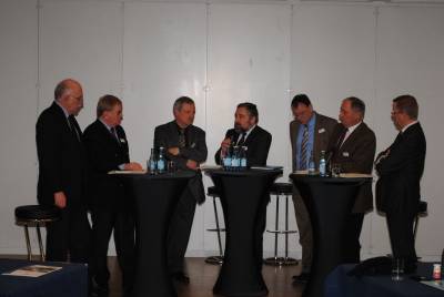 (v.l.)Bernhard Schemmer MdL, Reinhold Sendker MdB, Dirk Griepenburg (Landesbetrieb Straenbau NRW), Michael Geuckler (ZVM), Michael Heinz (WSV West), Dr. Eberhard Christ (WVG), Prof. Gerd Stwer (FMO)