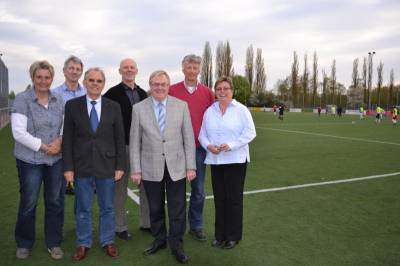 v.l.: Das Prsidium des Kreissportbundes: Anke Schwarte, Lothar Thorwesten, Ferdi Schmal, Wilhelm Spieker, Reinhold Sendker MdB, Christof Kelzenberg und Manuela Schleifenbaum. - v.l.: Das Präsidium des Kreissportbundes: Anke Schwarte, Lothar Thorwesten, Ferdi Schmal, Wilhelm Spieker, Reinhold Sendker MdB, Christof Kelzenberg und Manuela Schleifenbaum.