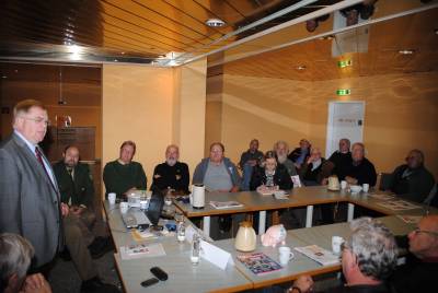 Reinhold Sendker beim Fernfahrerstammtisch in der Raststtte Mnsterland Ost.