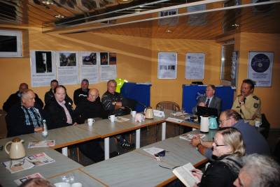Reinhold Sendker beim Fernfahrerstammtisch in der Raststtte Mnsterland Ost.