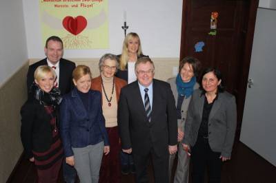 (v. l.) Martina Brste, Ralf Kiowsky, Beatrix Herweg, Paula von Ketteler, Julia Hoffmann, Reinhold Sendker, Wiebke Riemer und Katharina Groeberkenbusch. - (v. l.) Martina Börste, Ralf Kiowsky, Beatrix Herweg, Paula von Ketteler, Julia Hoffmann, Reinhold Sendker, Wiebke Riemer und Katharina Großeberkenbusch.