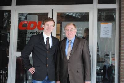 Julian Hecker wurde von Reinhold Sendker fr ein Jahr im Ausland vorgeschlagen.