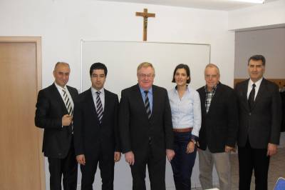 Pressekonferenz in Ahlen zur Namensnderung bei Aramern - Pressekonferenz in Ahlen zur Namensänderung bei Aramäern