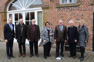 (v.l.) Henning Rehbaum, Antonius Wolters, Wilhelm Bker, Astrid Birkhahn, Reinhold Sendker, Franz-Josef Harbaum und Marion Schmelter - (v.l.) Henning Rehbaum, Antonius Wolters, Wilhelm Büker, Astrid Birkhahn, Reinhold Sendker, Franz-Josef Harbaum und Marion Schmelter