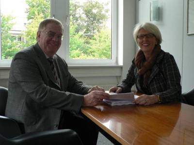 Reinhold Sendker MdB im Gesprch mit Petra Michalczak-Hlsmann - Reinhold Sendker MdB im Gespräch mit Petra Michalczak-Hülsmann