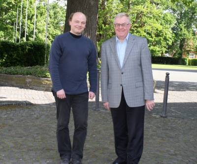 Reinhold Sendker und Michael Sturm trafen sich zum Gesprch in Warendorf. - Reinhold Sendker und Michael Sturm trafen sich zum Gespräch in Warendorf.