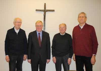 v.l.: Franz Deppe, Reinhold Sendker MdB, Hermann Thiel und Gerd Pelkmann. - v.l.: Franz Deppe, Reinhold Sendker MdB, Hermann Thiel und Gerd Pelkmann.