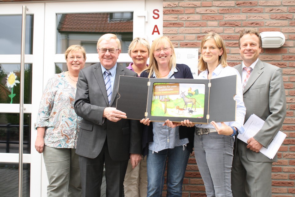 (v.l.) Hildegard Janzen, Reinhold Sendker, Barbara Schoppmann, Ulla Steinhorst, Ina Ohlmeyer und Ralf Perlewitz 