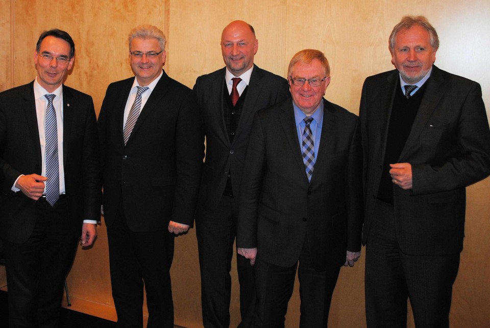 v.l.: Ingbert Liebing MdB, Axel Könrig MdB, Andreas Nieweler, Reinhold Sendker MdB und Thomas Grundmann