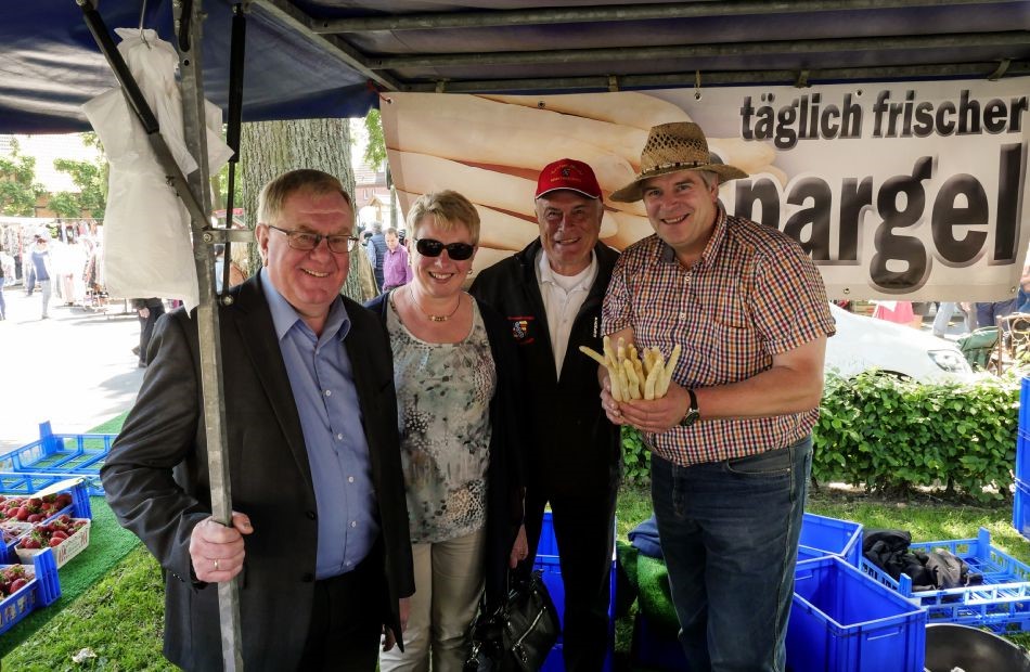 (v. l.) Reinhold Sendker, Elisabeth Sendker, Heinz Wessel und Hubert Friggemann.