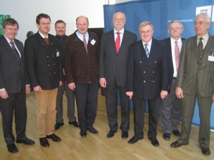 An dem Gesprch nahmen teil (v.l.): Wilfried Grunendahl MdL, Karl Alfred Drholt FBG Warendorf Nord, Heinz-Peter Hochhuser Forstamtsleiter, Graf Georg von Spee Vors. Bezirksgruppe Waldbauernverband, Dr. Alexander Schink Staatssekretr MUNLV, Reinhold Sen