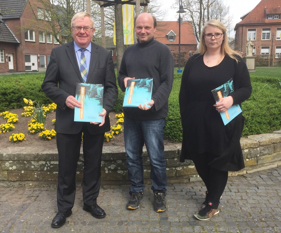 v. l.: Reinhold Sendker MdB, Michael Sturm und Christina Mllers von Mobim