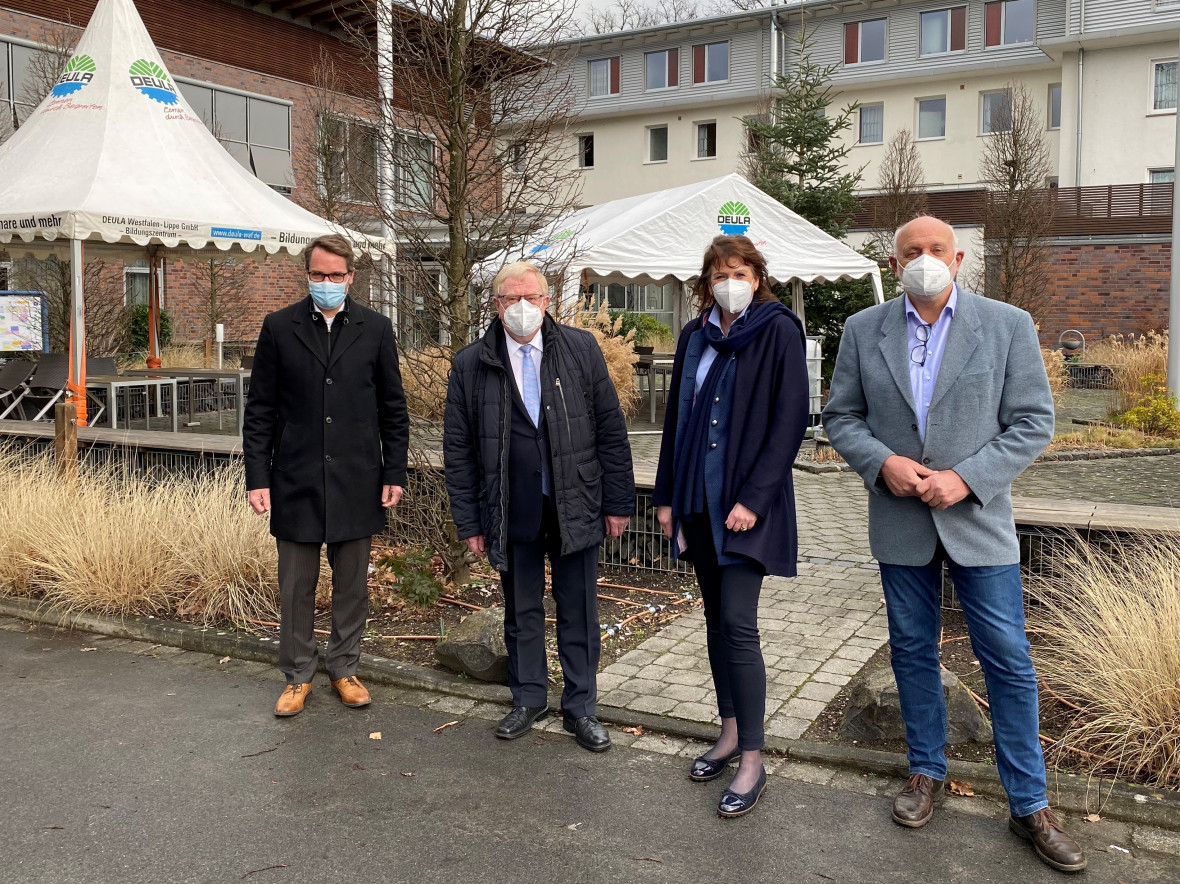 (v.l.n.r.) Bjrn Plaas, Reinhold Sendker MdB, Andrea Elisa Schtte und Rudolf Horstmann