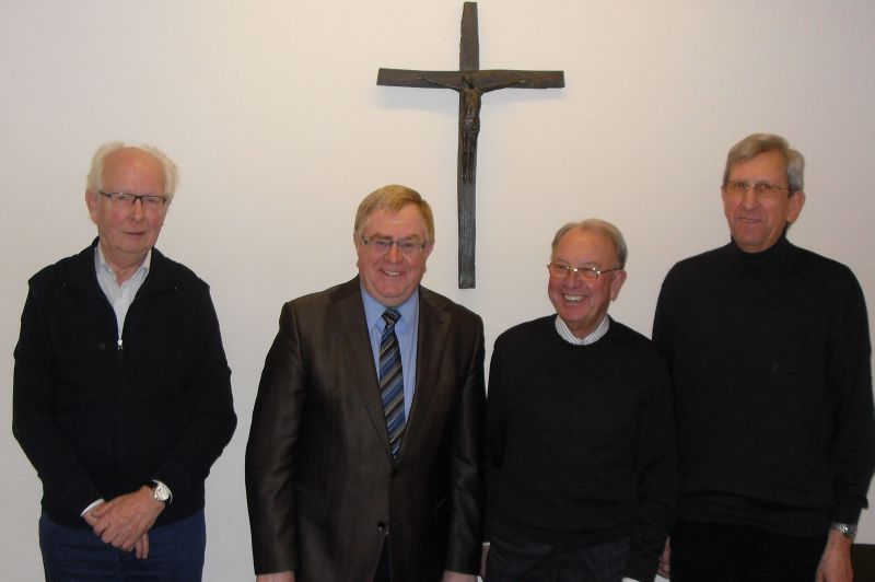 (v.l.): Franz Deppe (Sprecher), Reinhold Sendker MdB, Hermann Thiele und Gerd Pelkmann