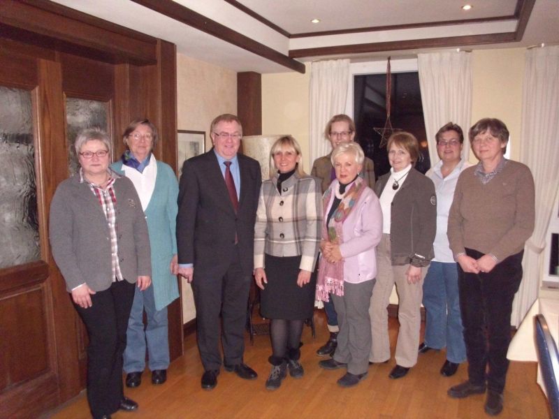 Reinhold Sendker MdB im Gesprch mit der Frauenunion im Kreis Warendorf