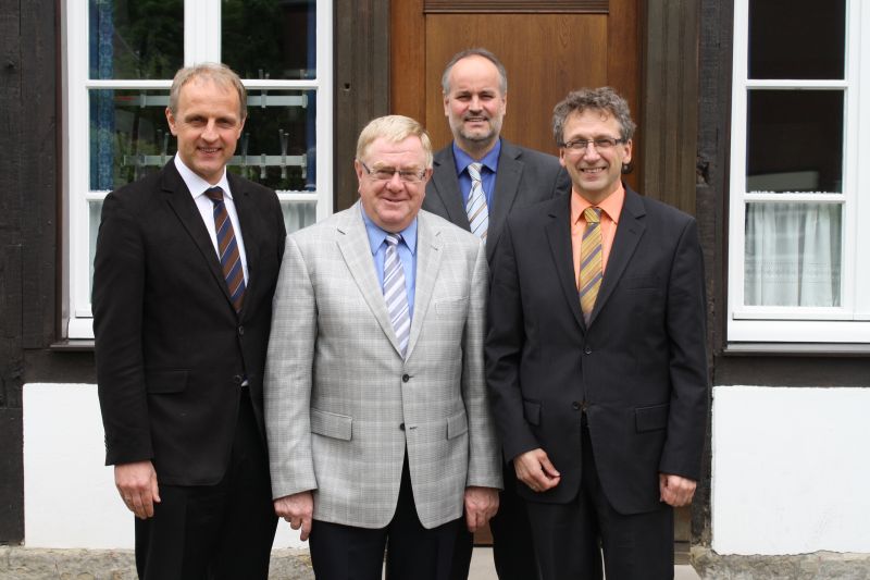 Trafen sich zum Gespräch im Haus Siekmann in Sendenhorst: (v.l.) Dr. Karl-Uwe Strothmann, Reinhold Sendker, André Pieperjohanns und Berthold Srteffing.
